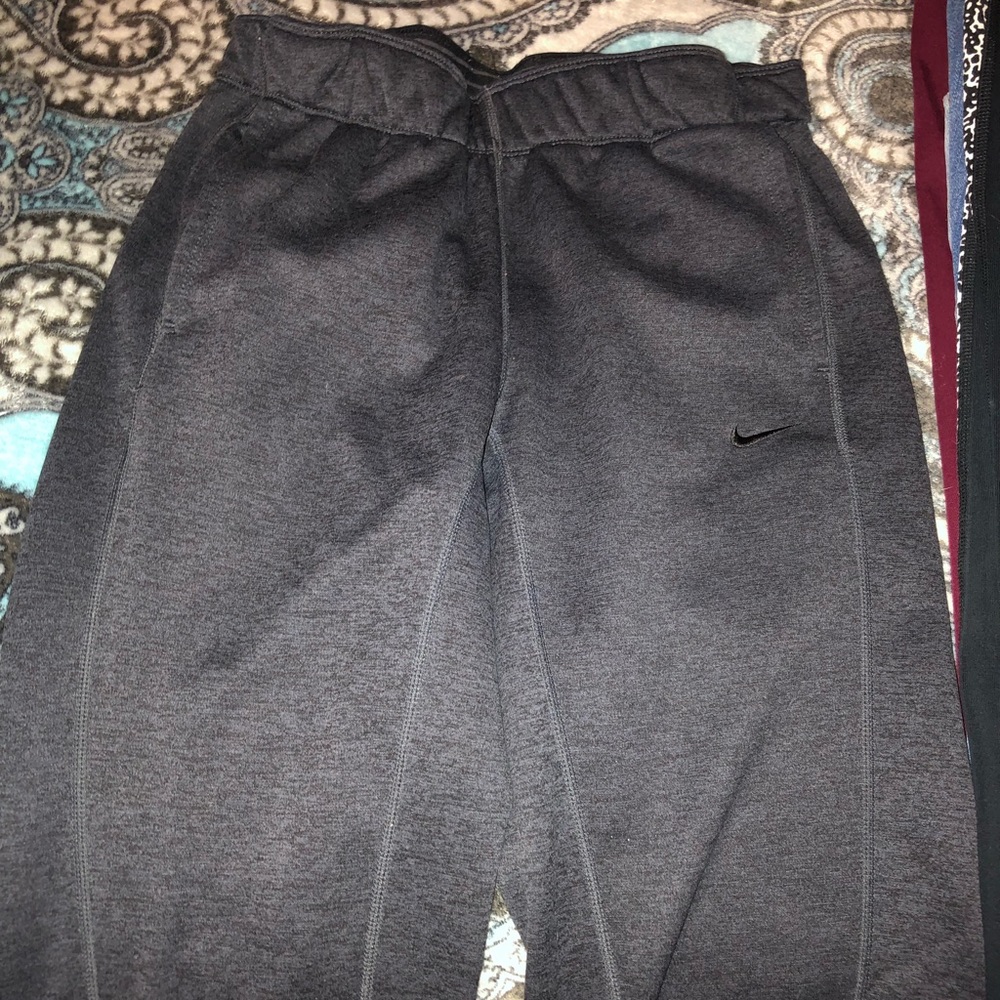 Women’s Nike sweatpants